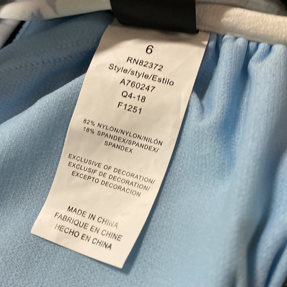 NWoT Island escape 2 piece swim suit size 6 - Picture 6 of 7